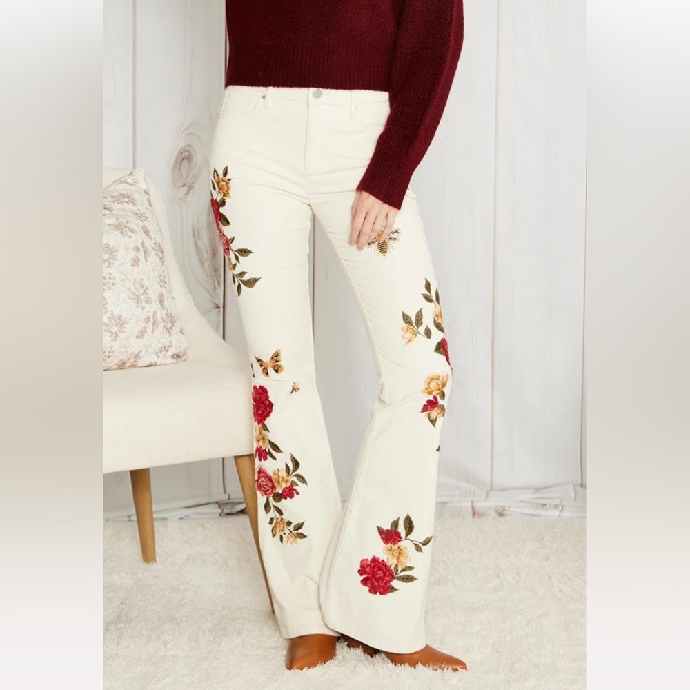 DRIFTWOOD Farrah Flare - Bees N' Roses Corduroy NWT size 24